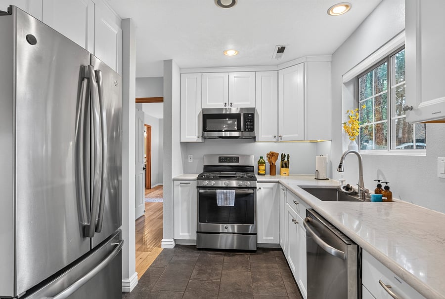 Furnished Finder property 371902_1 photo 7