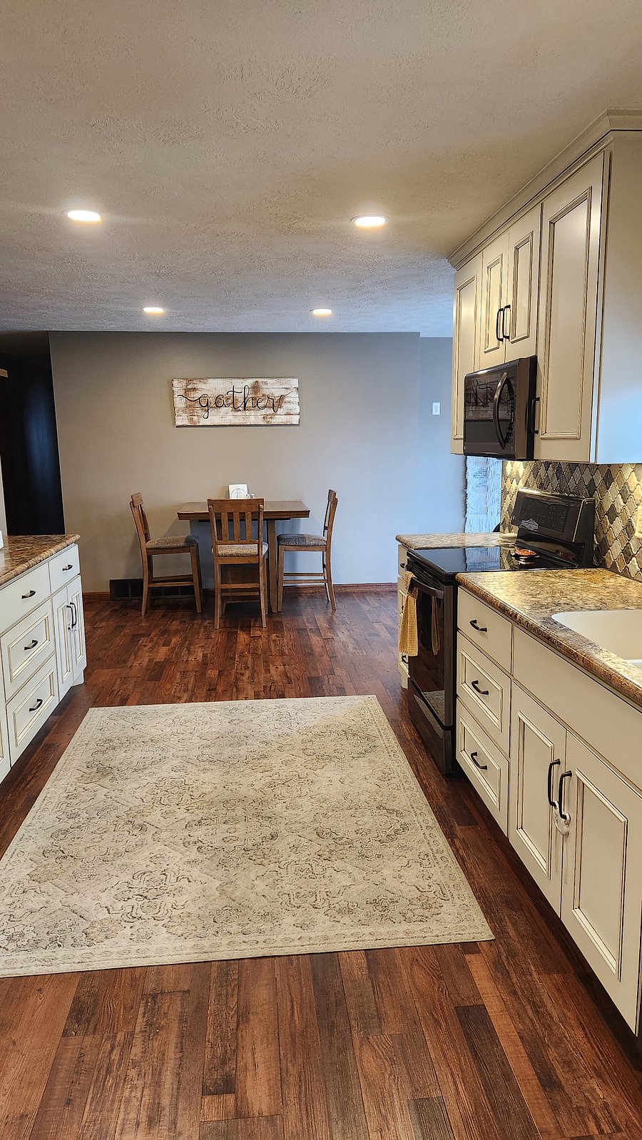 Furnished Finder property 371950_1 photo 15