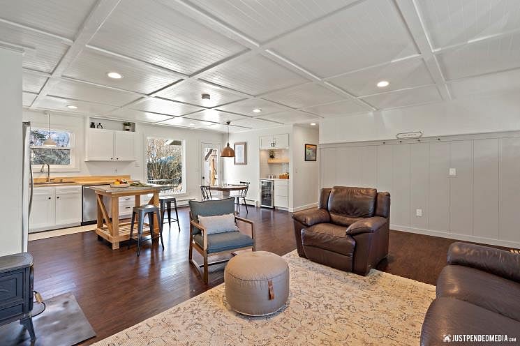 Furnished Finder property 371969_1 photo 24