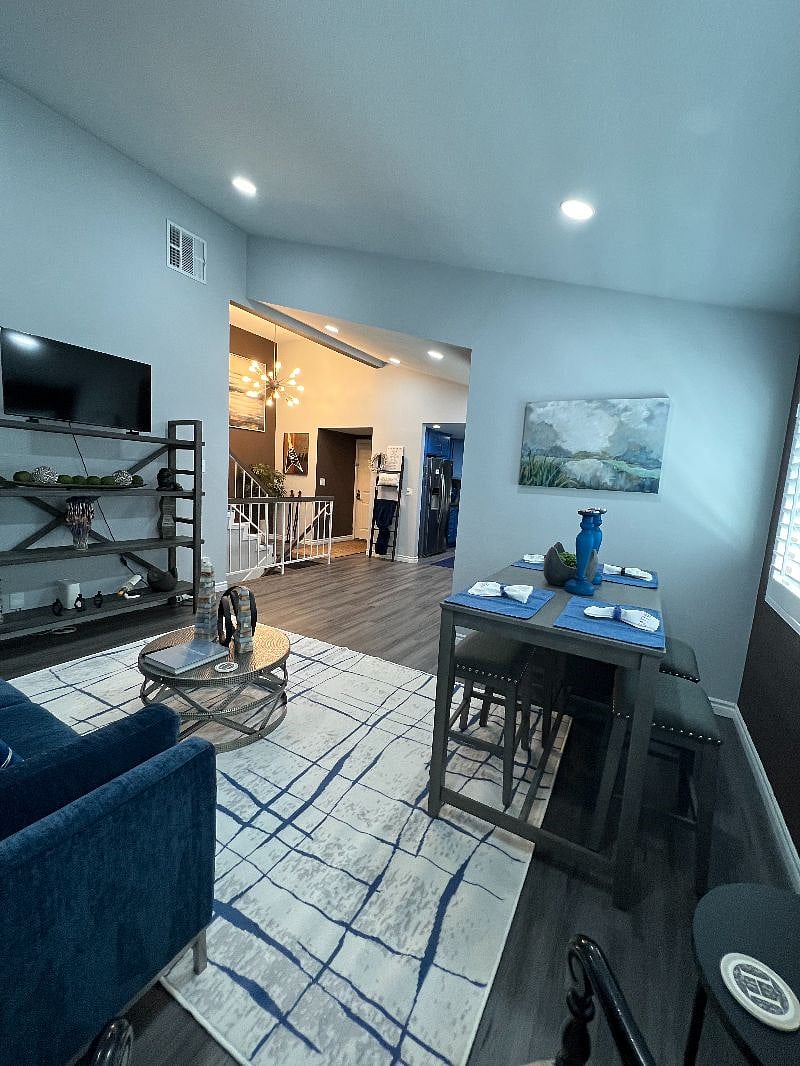 Furnished Finder property 372005_1 photo 12