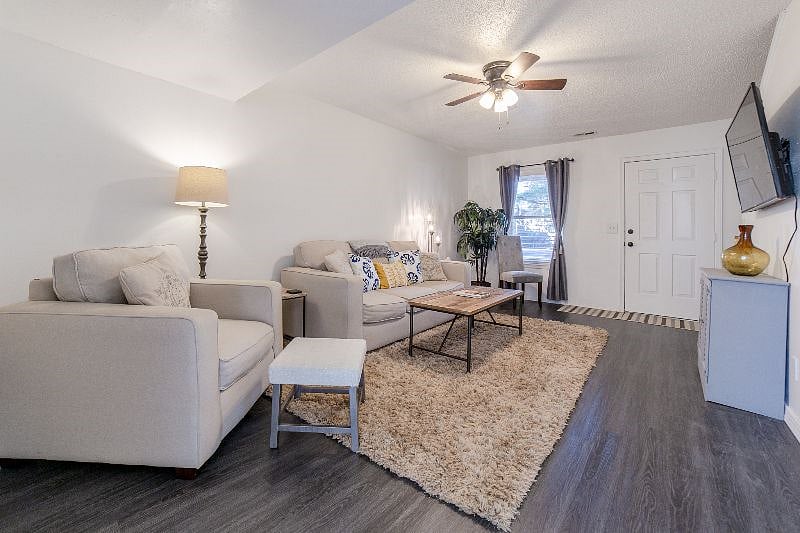 Furnished Finder property 372022_1 photo 3