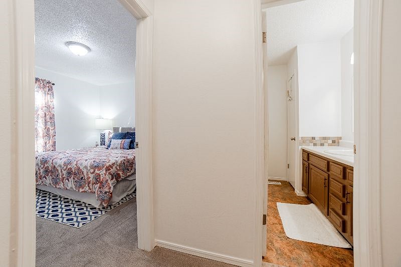 Furnished Finder property 372022_1 photo 11