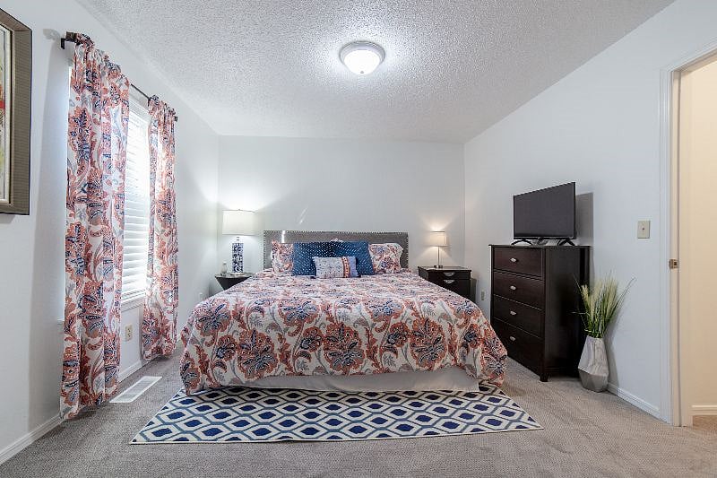 Furnished Finder property 372022_1 photo 17