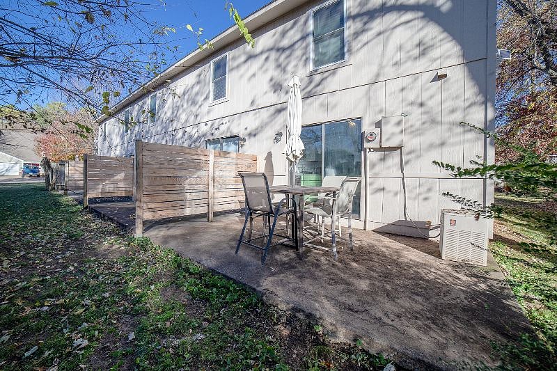 Furnished Finder property 372022_1 photo 18