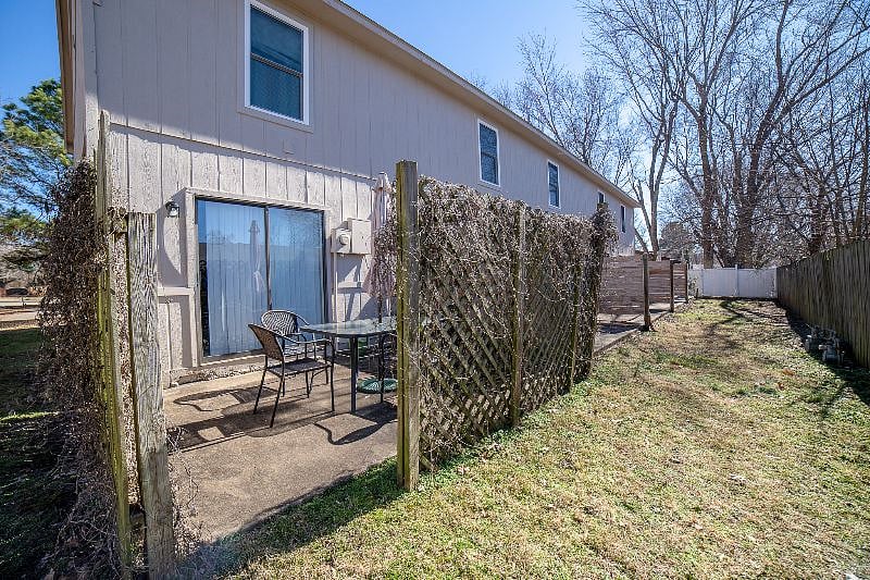 Furnished Finder property 372022_2 photo 20