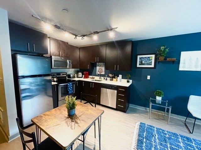 Furnished Finder property 372080_1 photo 5