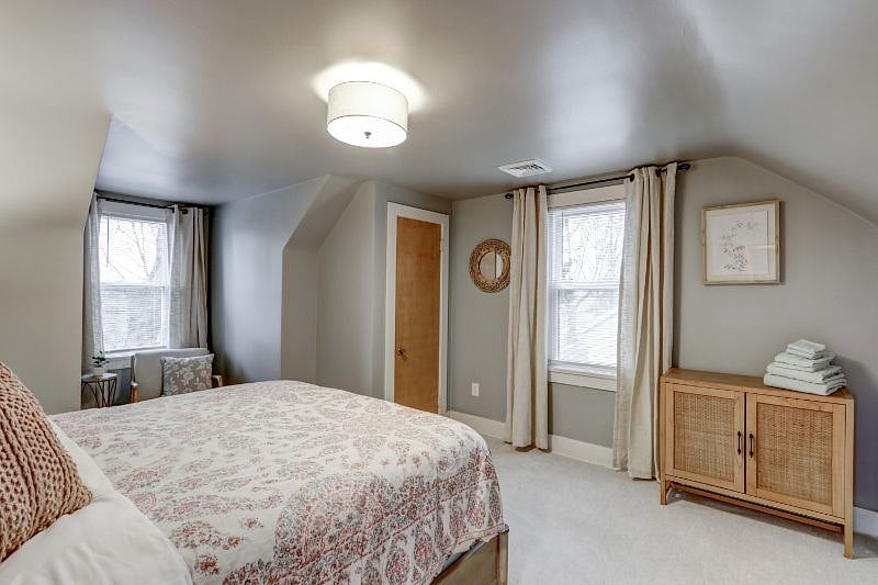 Furnished Finder property 372101_1 photo 7
