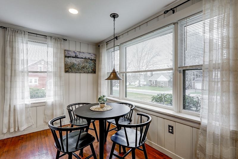Furnished Finder property 372101_1 photo 15