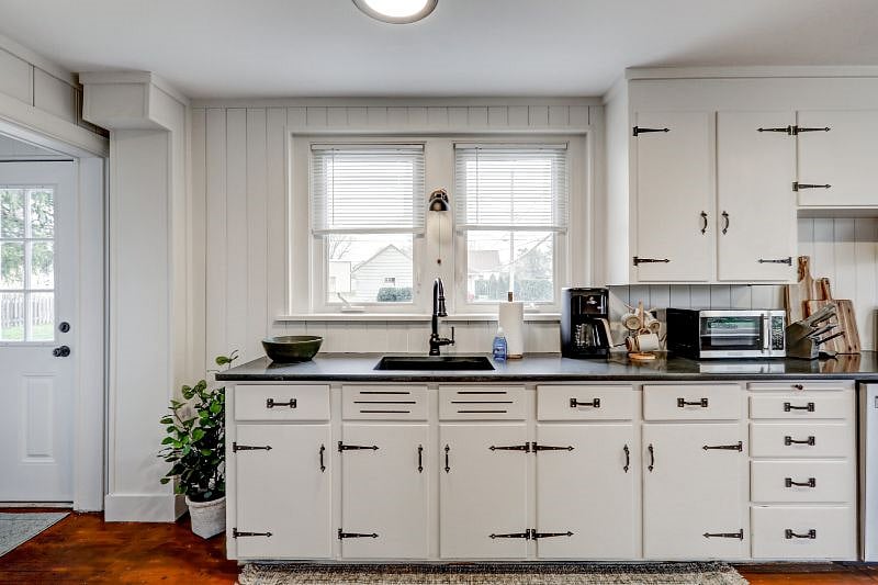 Furnished Finder property 372101_1 photo 27