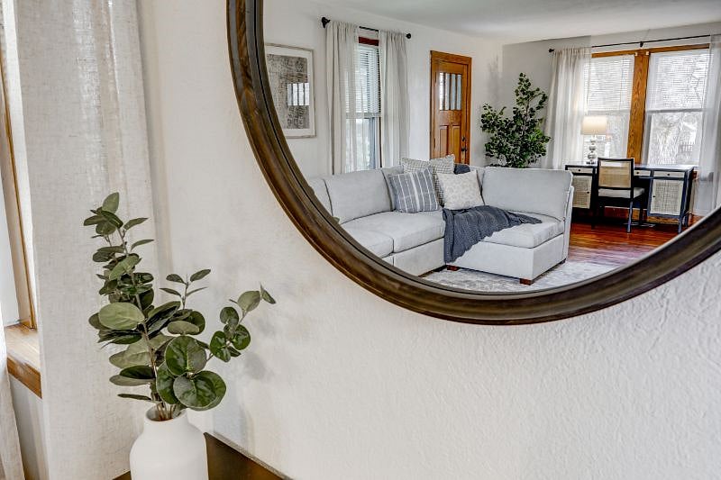 Furnished Finder property 372101_1 photo 29