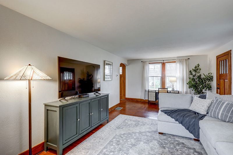 Furnished Finder property 372101_1 photo 34