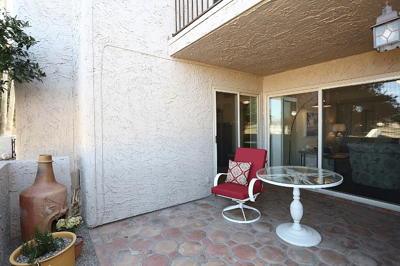PATIO 2, ALSO ACCESS FROM MASTER TO LEFT