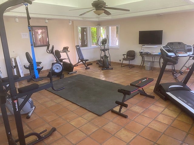 Furnished Finder property 372102_1 photo 41
