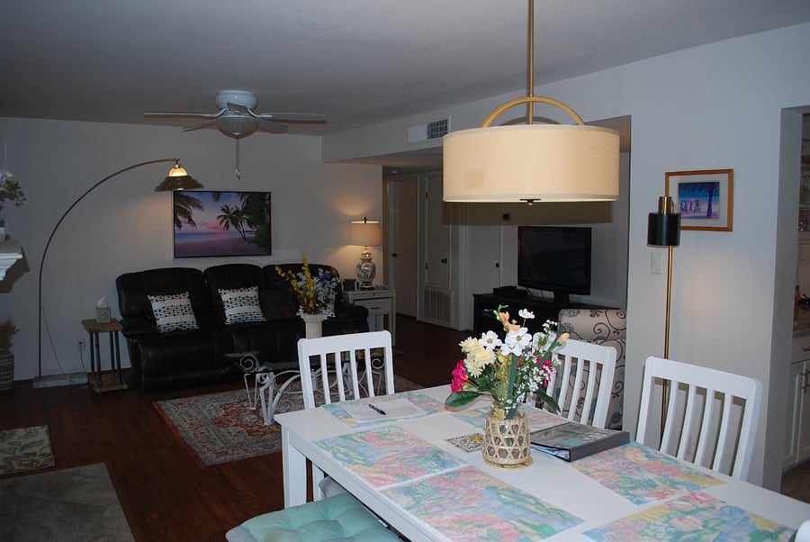 Furnished Finder property 372102_1 photo 17