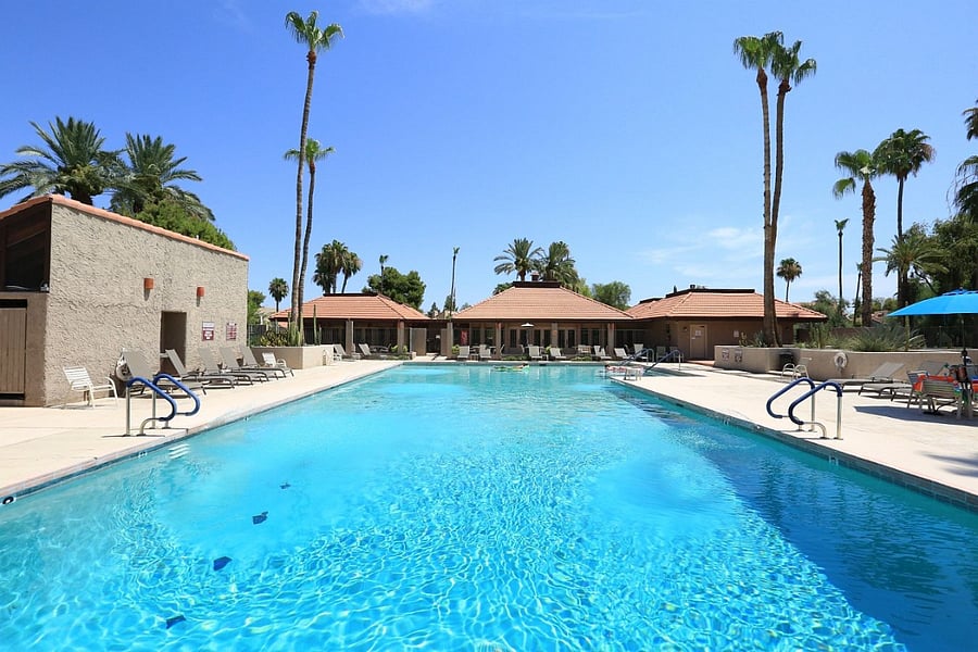 Furnished Finder property 372102_1 photo 3