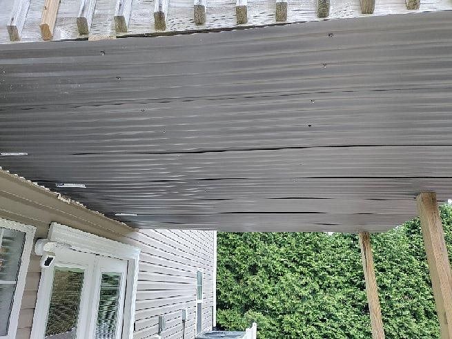 Covered entrance area.