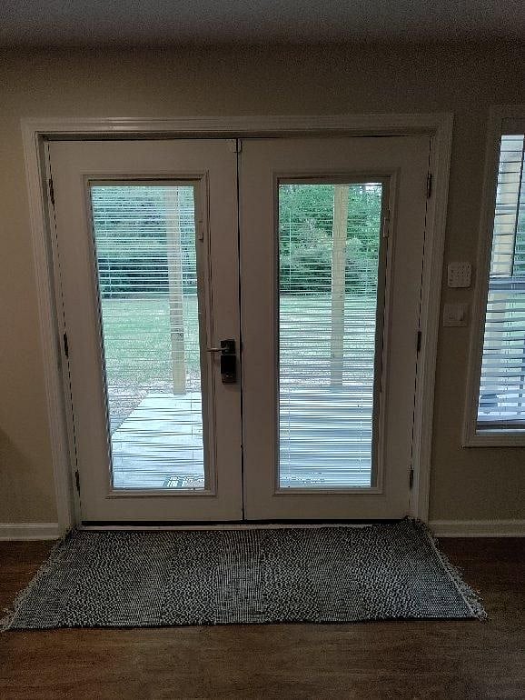 French entrance doors with enclosed blinds