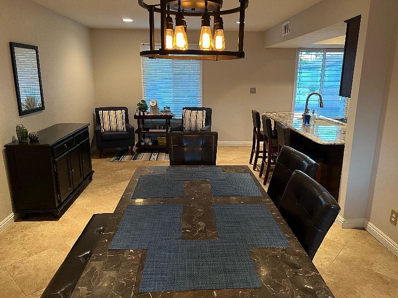 Furnished Finder property 372158_1 photo 13