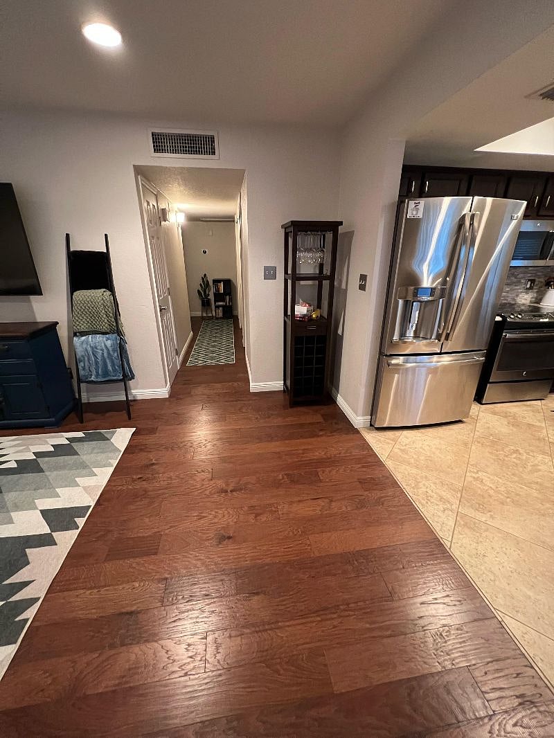 Furnished Finder property 372158_1 photo 3