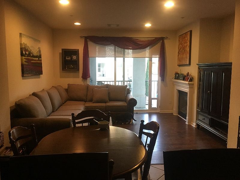 Furnished Finder property 372162_1 photo 4