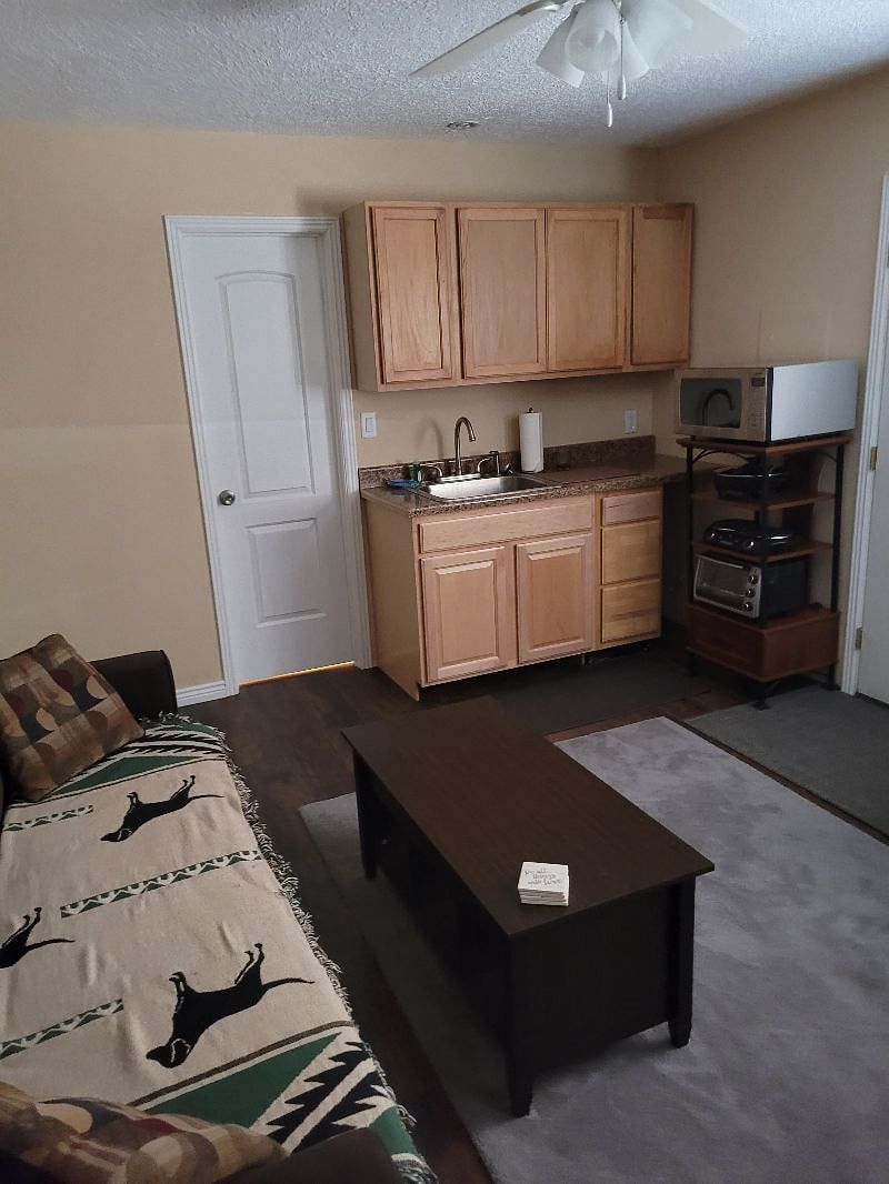 Furnished Finder property 372233_1 photo 7