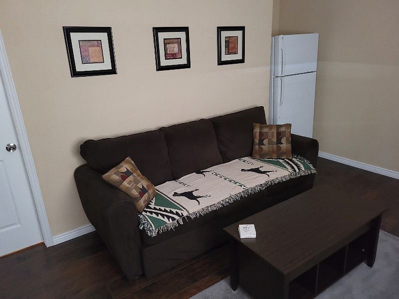Furnished Finder property 372233_1 photo 9