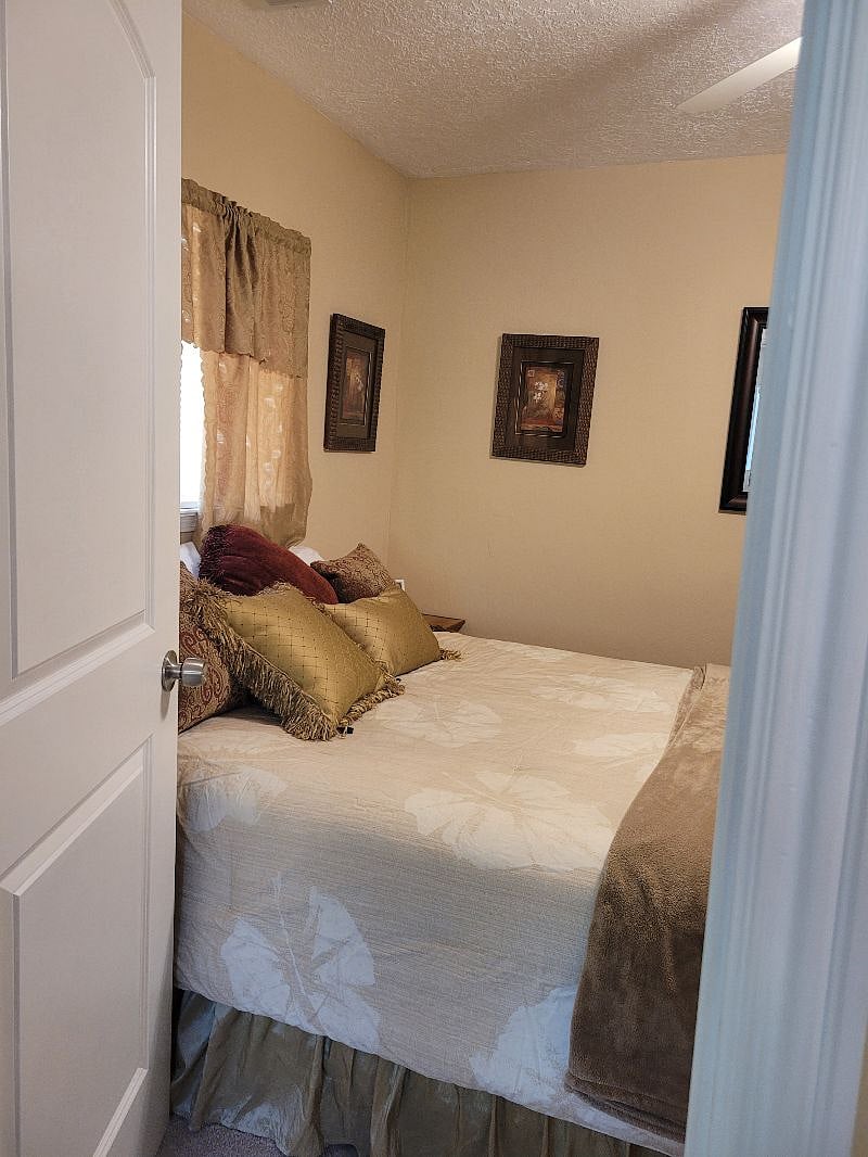 Furnished Finder property 372233_1 photo 12
