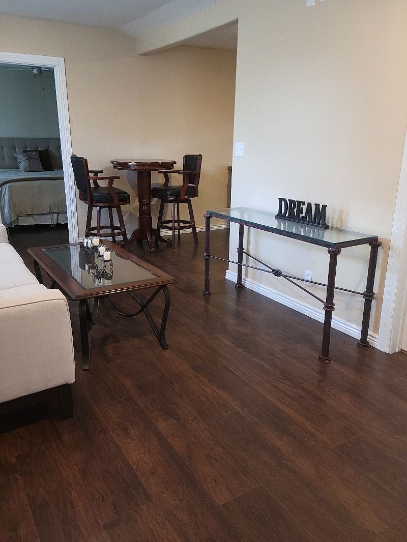 Furnished Finder property 372233_2 photo 8