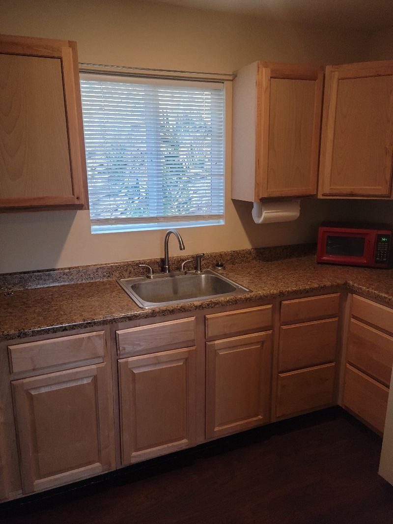 Furnished Finder property 372233_2 photo 5