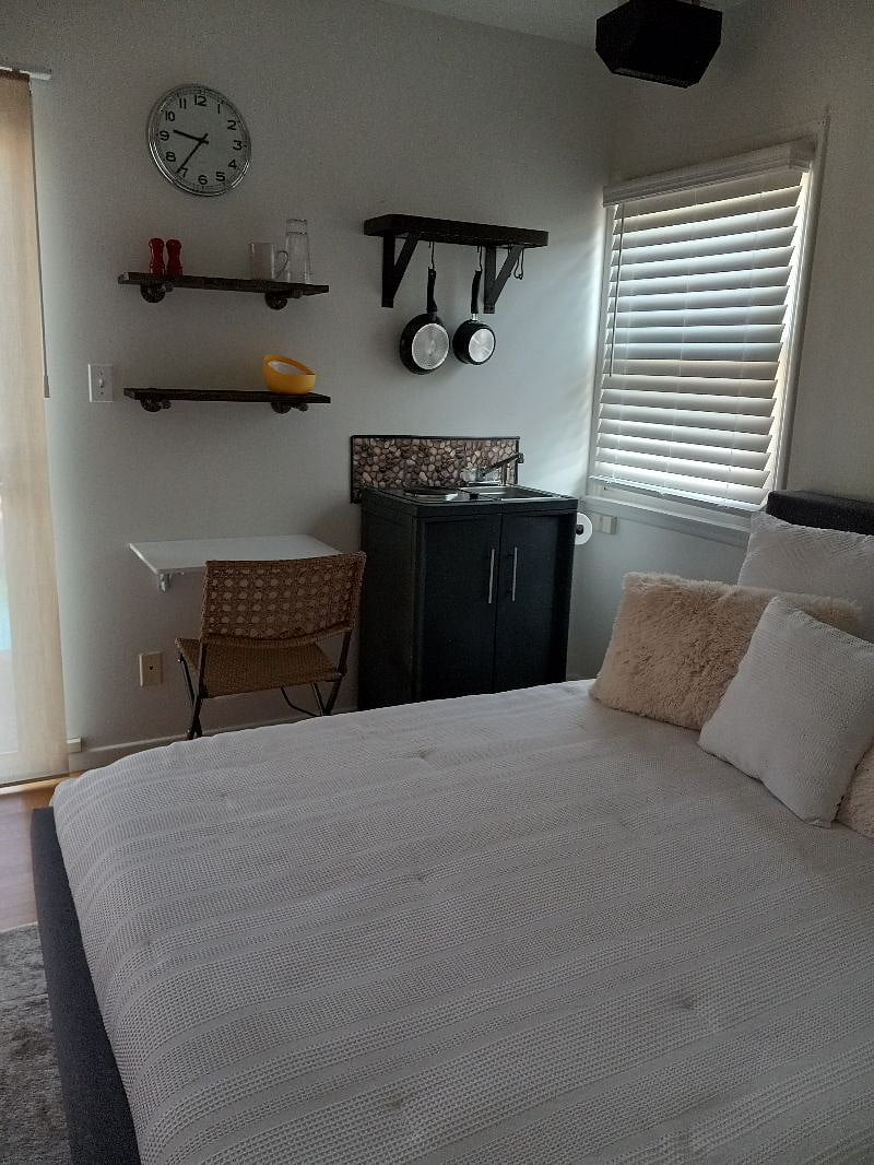 Furnished Finder property 372248_1 photo 12