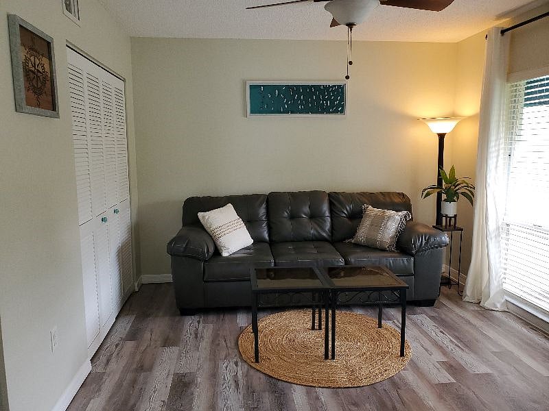 Furnished Finder property 372287_1 photo 13