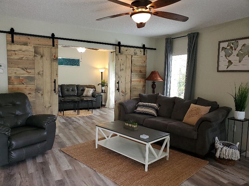 Furnished Finder property 372287_1 photo 4