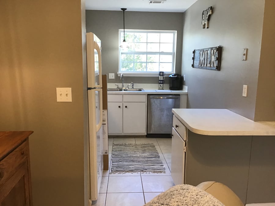 Furnished Finder property 372300_2 photo 3