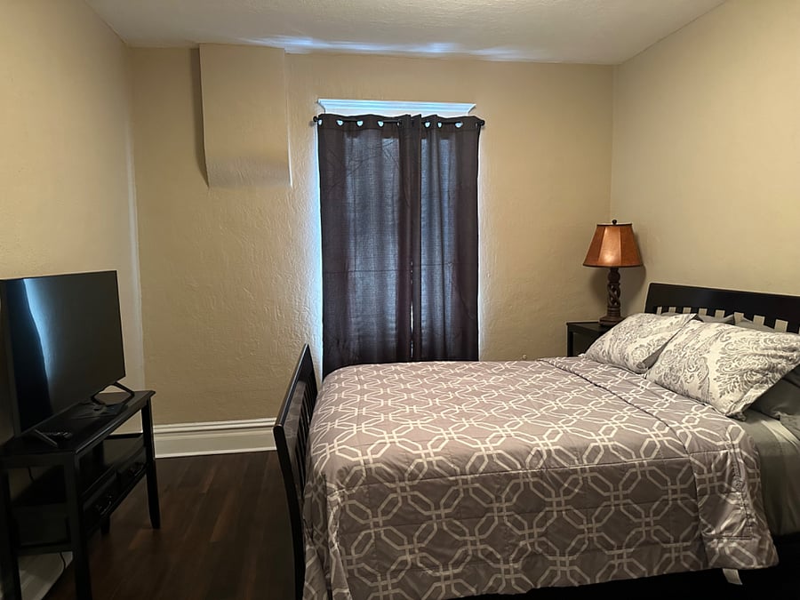 Furnished Finder property 372302_1 photo 9