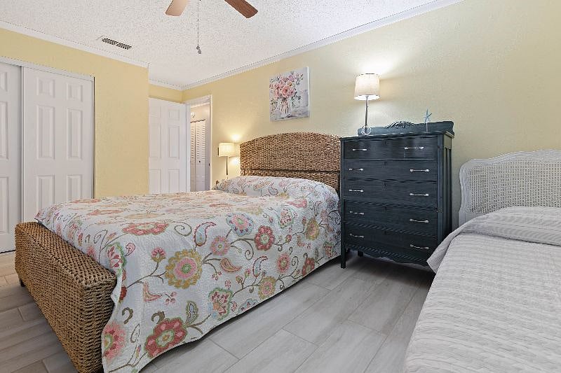 Furnished Finder property 372312_1 photo 13