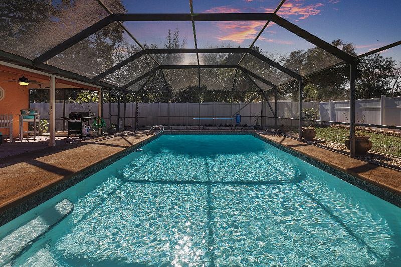 Furnished Finder property 372312_1 photo 33
