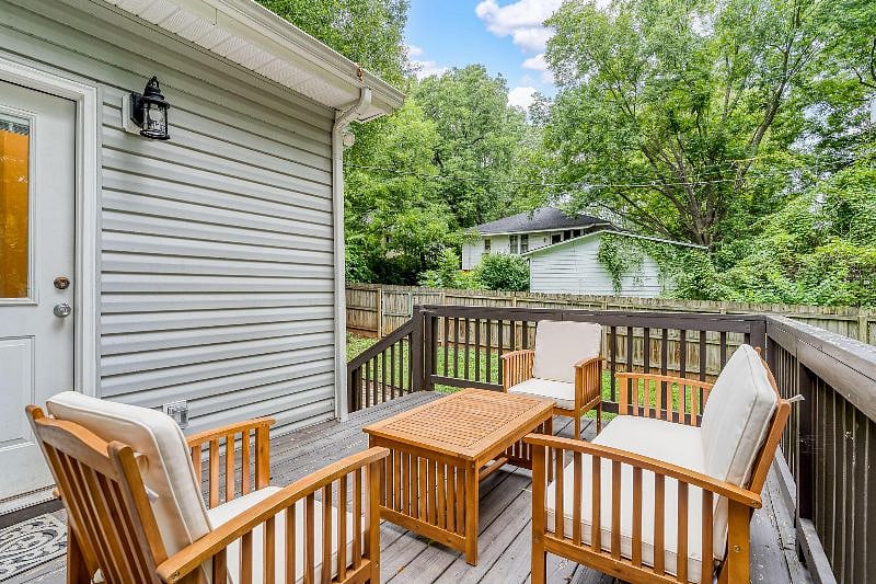 Furnished Finder property 372341_1 photo 16