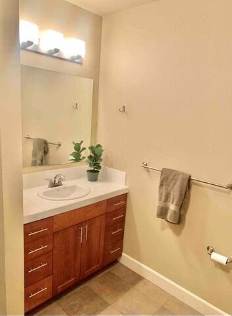Furnished Finder property 372353_1 photo 3