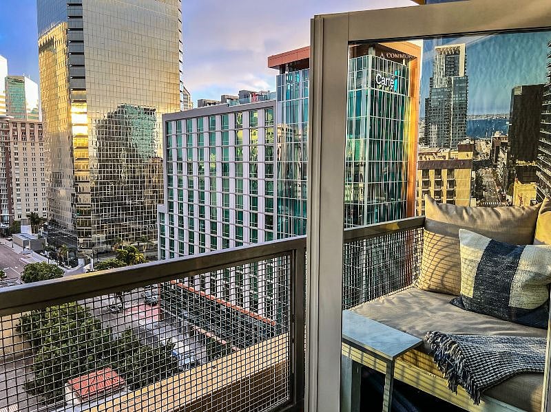 Lounge corner on balcony