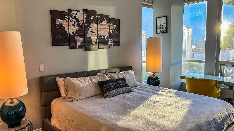 Very comfortable King bed