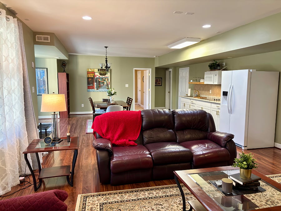 Furnished Finder property 372375_1 photo 3