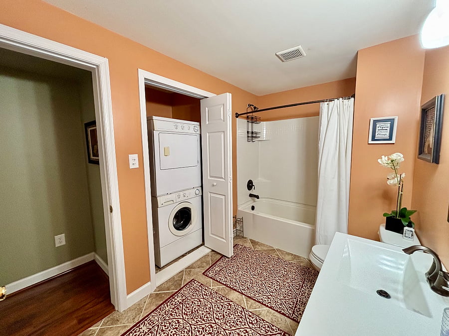 Furnished Finder property 372375_1 photo 9