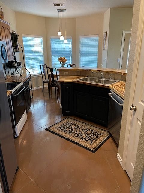 Furnished Finder property 372376_1 photo 6