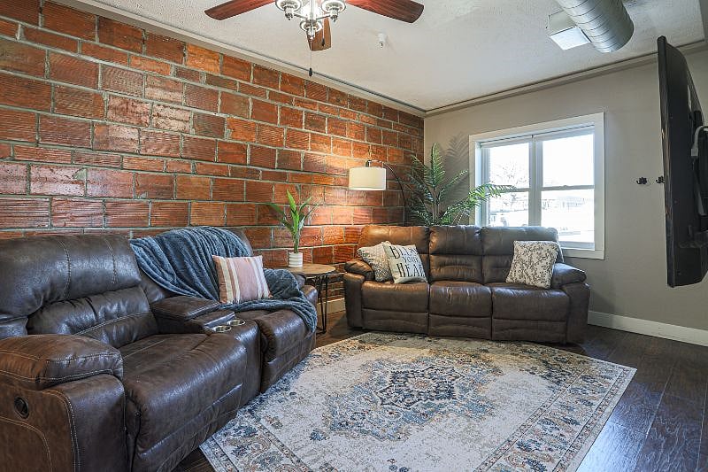 Furnished Finder property 372390_1 photo 1
