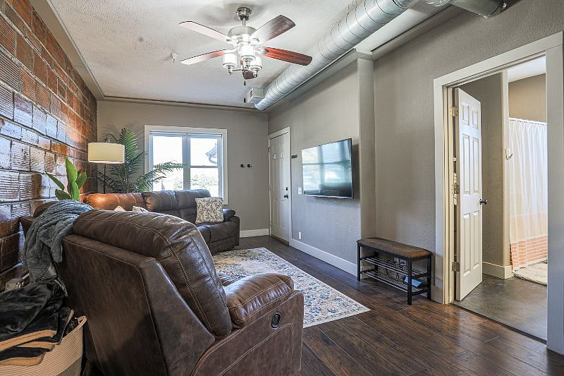 Furnished Finder property 372390_1 photo 2