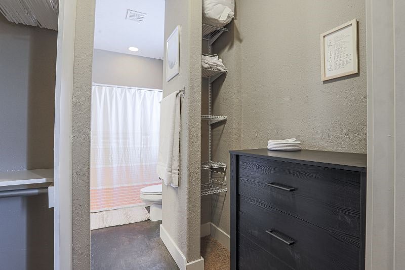 Furnished Finder property 372390_1 photo 15
