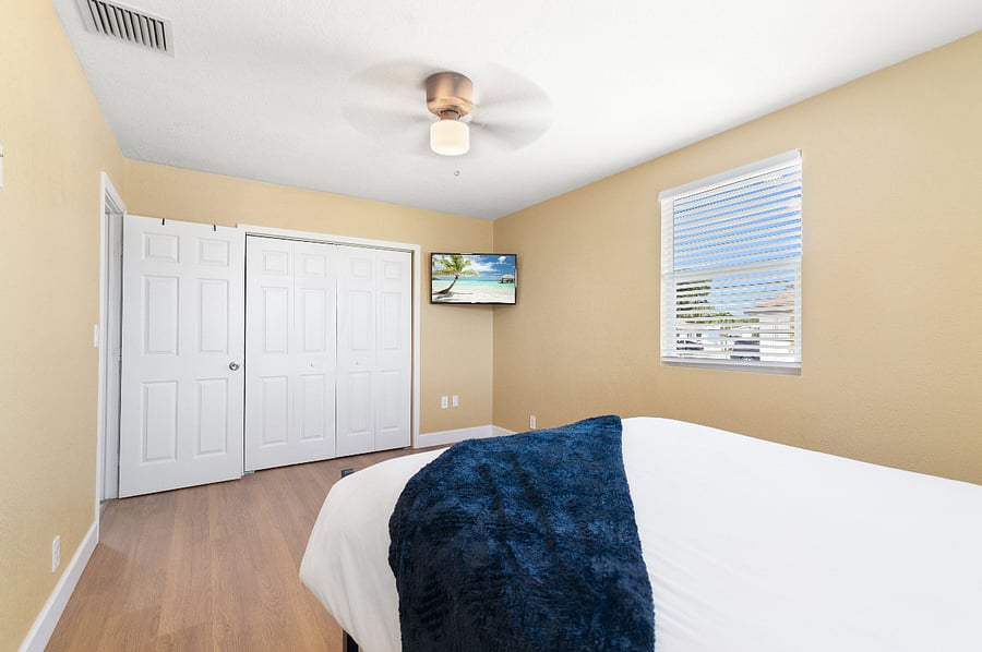 Furnished Finder property 372400_1 photo 6