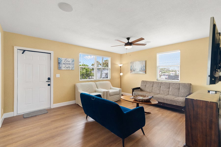 Furnished Finder property 372400_1 photo 12