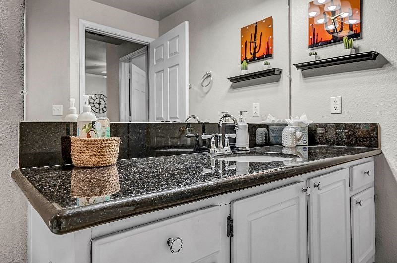 Furnished Finder property 372407_1 photo 14
