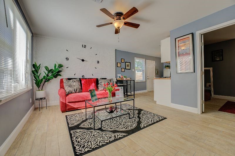 Furnished Finder property 372441_1 photo 22